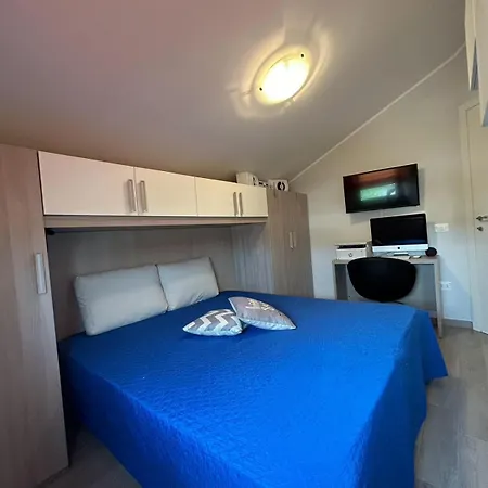 Проживание в семье Aido Living House Сан-Джованни-Театино